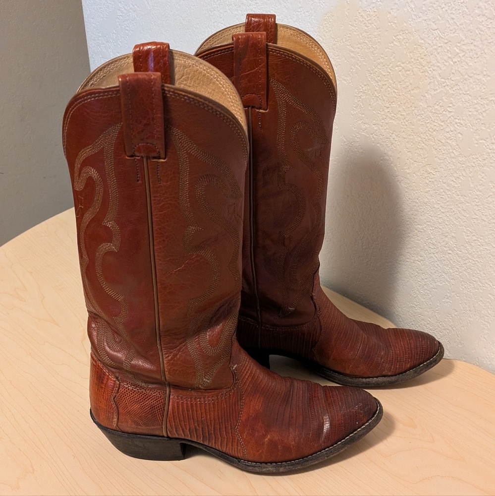 Nocona Brown Cowboy Western Boots with Decorative Stitching - Picture 3 of 10